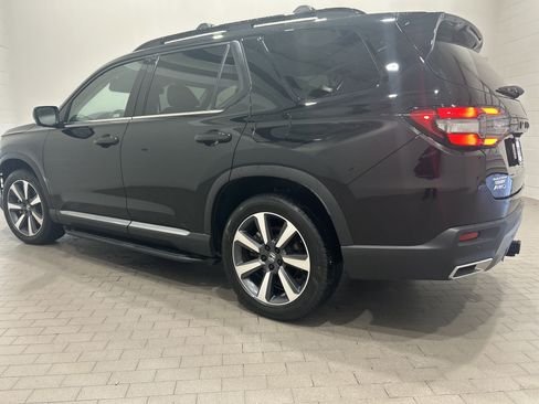 Certified 2023 Honda Pilot Elite image 7