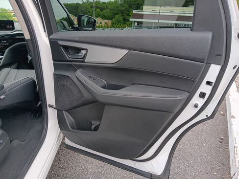 Used 2023 Acura MDX SH-AWD image 35