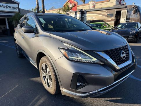Used 2023 Nissan Murano SV image 1