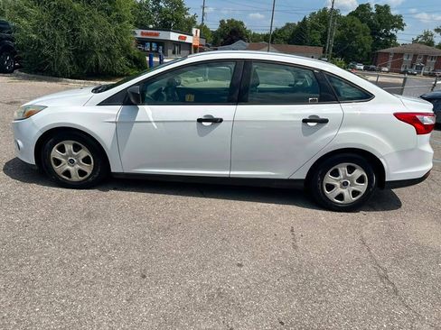 Used 2012 Ford Focus S FWD image 8