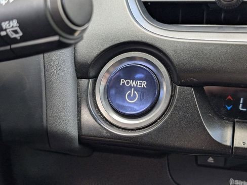 Used 2020 Lexus UX 250h w/ Premium Package image 30