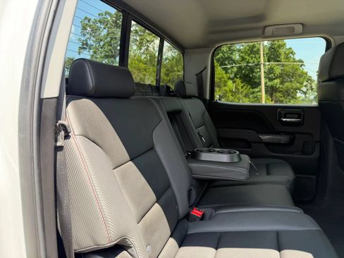 Used 2018 GMC Sierra 1500 SLT AWD/4WD image 44