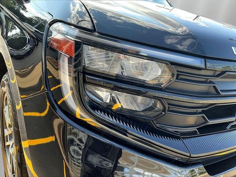 Used 2025 Ford Expedition Active AWD/4WD image 31