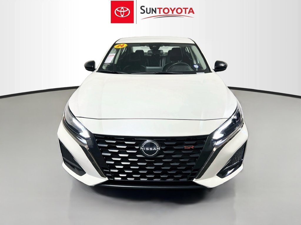 Used 2024 Nissan Altima 2.5 SR FWD image 10
