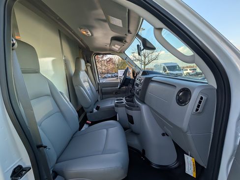 New 2026 Ford E-450 and Econoline 450 Super Duty w/ Power Equipment Group image 6