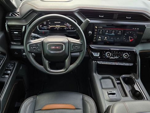 Used 2024 GMC Sierra 2500 AT4 w/ AT4 Premium Plus Package image 14