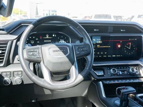 Used 2023 GMC Sierra 1500 Denali Ultimate AWD/4WD image 17