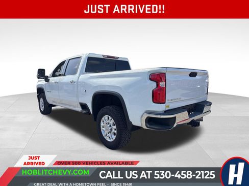Used 2020 Chevrolet Silverado 2500 LTZ w/ LTZ Convenience Package AWD/4WD image 3
