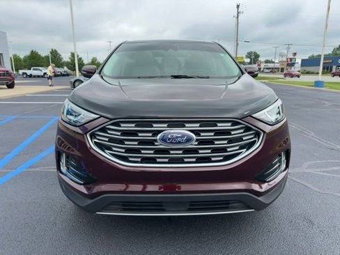 Used 2019 Ford Edge Titanium w/ Cold Weather Package AWD/4WD image 3