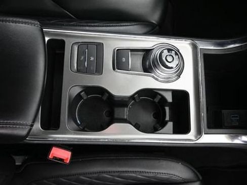 Used 2024 Ford Edge Titanium AWD/4WD image 15