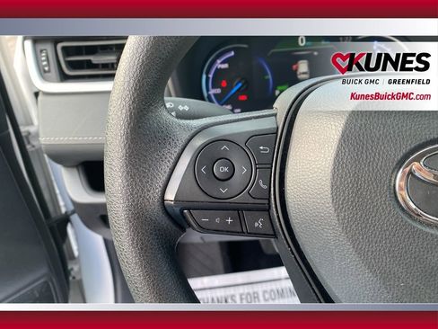 Used 2025 Toyota RAV4 LE image 22