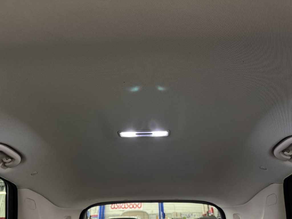 Used 2023 Buick Envision Essence AWD/4WD image 24