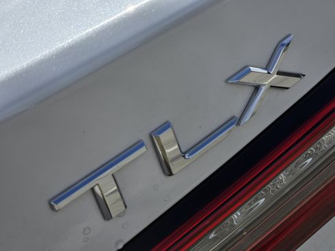 Certified 2025 Acura TLX w/ Technology Package image 18