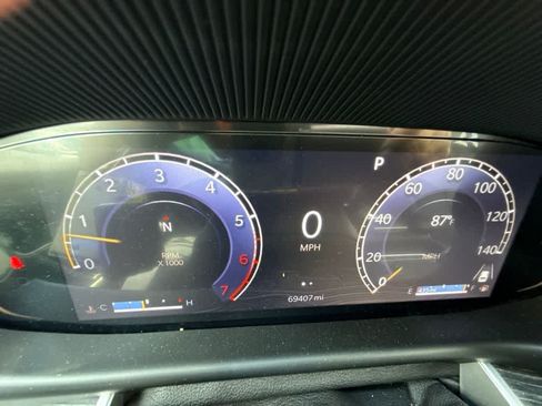 Used 2024 Jeep Wagoneer L Series II RWD image 26