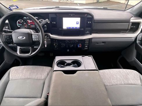 Used 2025 Ford F250 XLT image 17