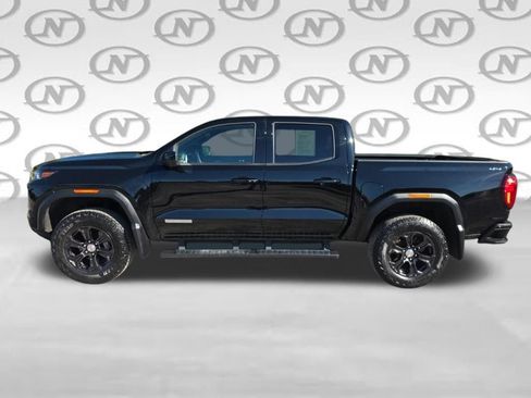 Used 2024 GMC Canyon Elevation w/ Elevation Premium Package AWD/4WD image 12