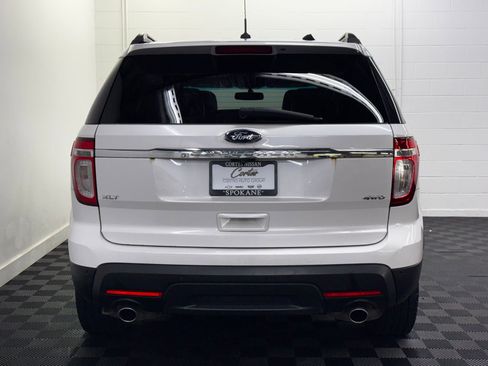 Used 2014 Ford Explorer XLT w/ Equipment Group 202A AWD/4WD image 6