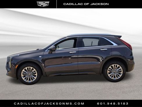 Certified 2025 Cadillac XT4 Premium Luxury AWD/4WD image 2