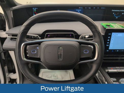 Used 2024 Lincoln Nautilus Reserve w/ Equipment Group 203A image 40