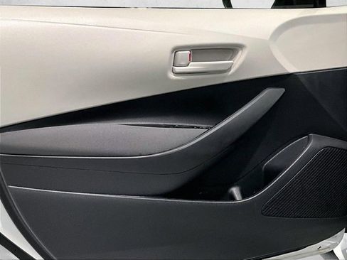Used 2024 Toyota Corolla LE image 18