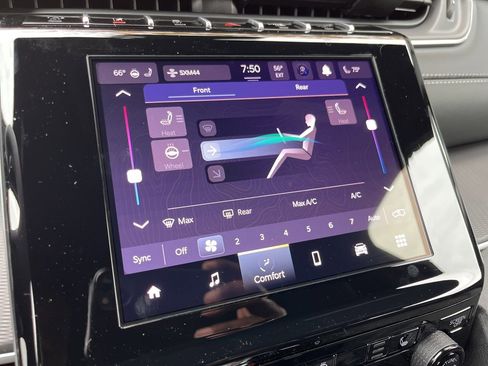 New 2025 Jeep Grand Cherokee L Altitude image 33