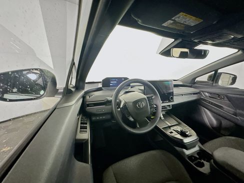 Used 2026 Toyota bZ FWD image 18