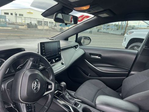 Used 2021 Toyota Corolla SE FWD image 9
