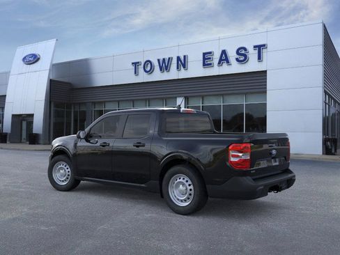 New 2025 Ford Maverick XL image 4