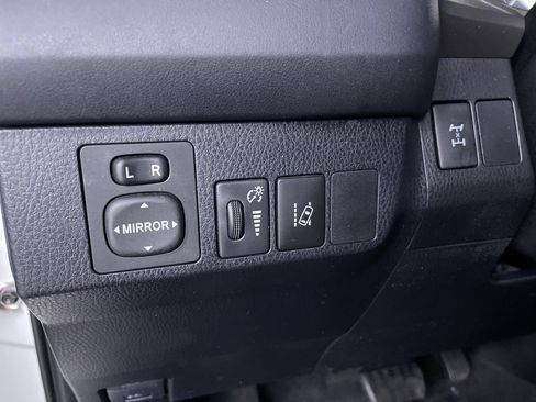 Used 2017 Toyota RAV4 LE w/ All Weather Liner Package AWD/4WD image 24