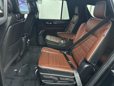 Used 2024 GMC Yukon Denali Ultimate AWD/4WD image 23