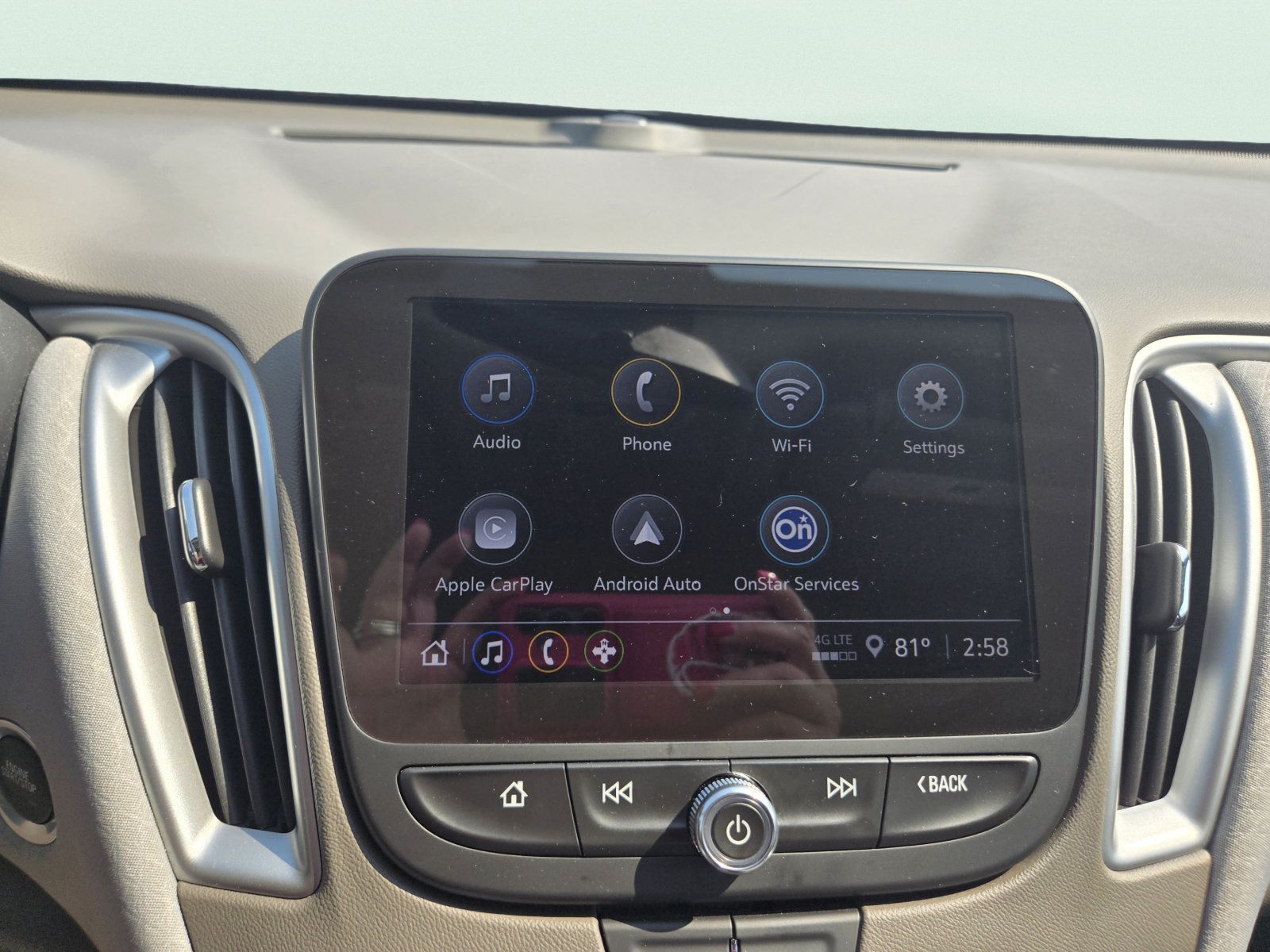Used 2022 Chevrolet Malibu LS FWD image 19