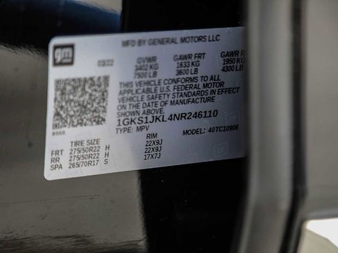 Used 2022 GMC Yukon XL Denali image 30