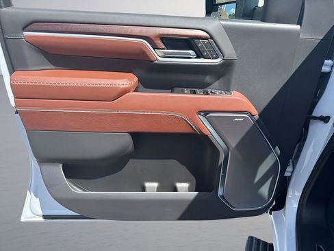New 2026 GMC Sierra 3500 Denali Ultimate AWD/4WD image 29