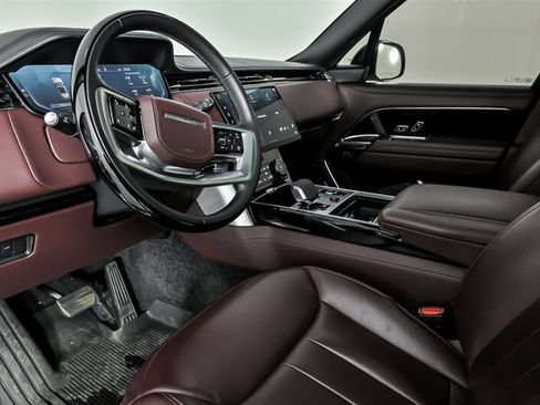 Used 2023 Land Rover Range Rover Long Wheelbase Autobiography AWD/4WD image 18