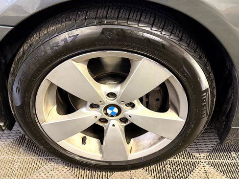 Used 2006 BMW 530xi Wagon image 24