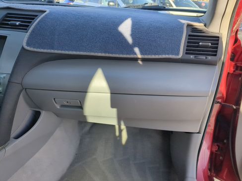 Used 2009 Toyota Camry XLE image 30