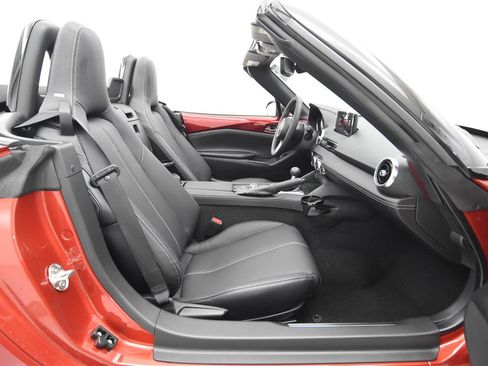 New 2026 MAZDA MX-5 Miata Grand Touring w/ Weather Package RWD image 26