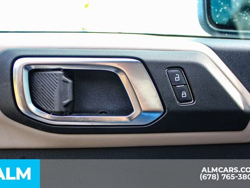 Used 2024 Ford Bronco Wildtrak image 38