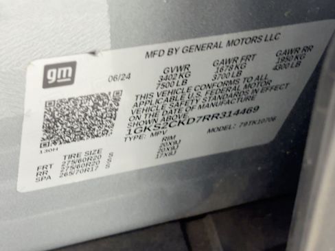 Used 2024 GMC Yukon AT4 w/ Technology Package image 21