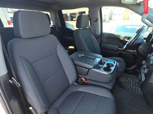 Used 2021 Chevrolet Silverado 1500 LT w/ Bed Protection Package image 9