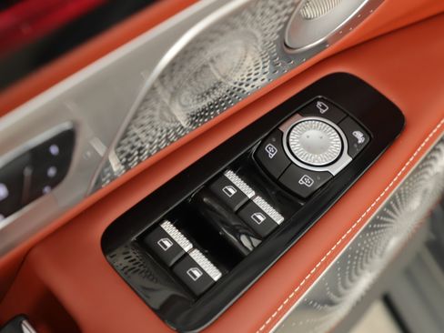 Used 2025 Lincoln Nautilus Black Label image 10