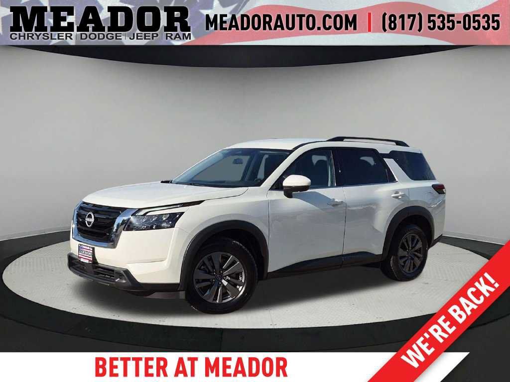 Used 2024 Nissan Pathfinder SV AWD/4WD image 1