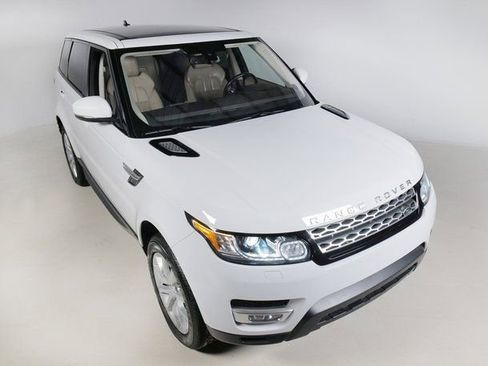 Used 2016 Land Rover Range Rover Sport HSE image 29