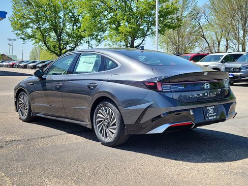 New 2026 Hyundai Sonata SEL FWD image 3