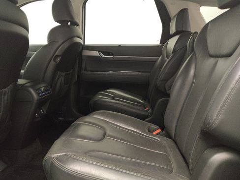 Used 2020 Hyundai Palisade SEL w/ Premium Package FWD image 18