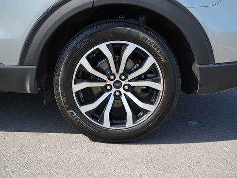 Used 2023 Ford Explorer ST-Line w/ Class IV Trailer Tow Package RWD image 48