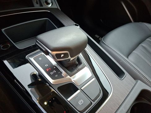 Certified 2023 Audi Q5 2.0T Premium w/ Convenience Package AWD/4WD image 15