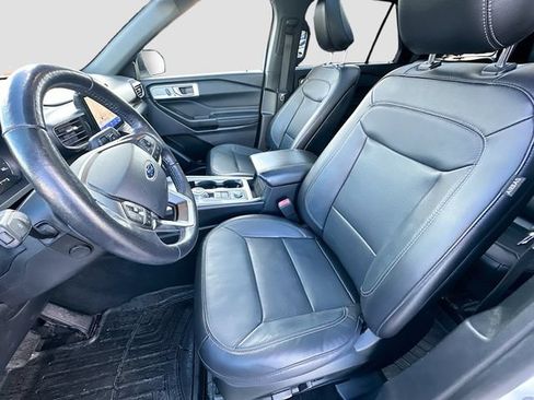 Used 2020 Ford Explorer Limited AWD/4WD image 23