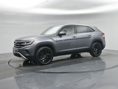 Used 2023 Volkswagen Atlas Cross Sport SE w/ Panoramic Sunroof Package image 30