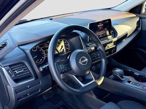 Used 2023 Nissan Rogue SV image 20